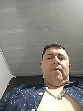 Snapshot of BigCristh79 chatting on 07-16-26, 11:40 BigCristh79 online show from 07-16-26, 11:40