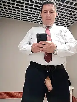 BigCristh79 online show from 01-06-26, 01:09