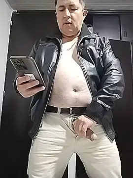 BigCristh79 online show from 05-26-26, 01:09