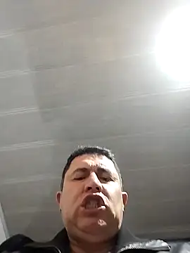 BigCristh79 online show from 04-08-26, 02:07