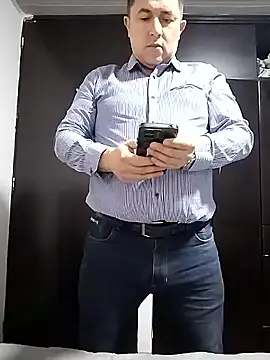 BigCristh79 online show from 03-11-26, 08:58