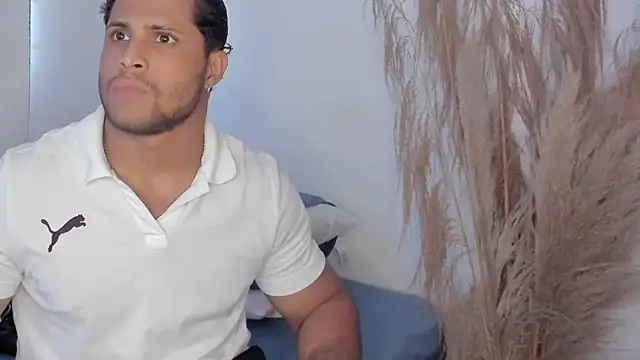 Snapshot of Evansdark1 chatting on 03-21-26, 11:08 Evansdark1 online show from 03-21-26, 11:08