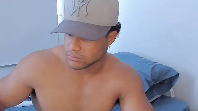 Snapshot of Evansdark1 chatting on 03-15-26, 09:55 Evansdark1 online show from 03-15-26, 09:55