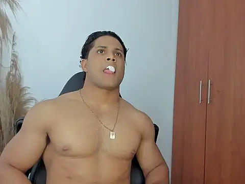 Snapshot of Evansdark1 chatting on 03-24-26, 10:10 Evansdark1 online show from 03-24-26, 10:10