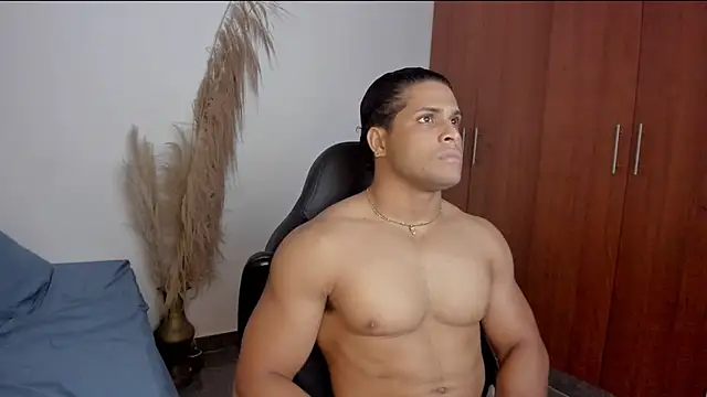 Snapshot of Evansdark1 chatting on 05-24-26, 11:48 Evansdark1 online show from 05-24-26, 11:48