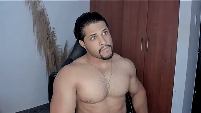 Snapshot of Evansdark1 chatting on 07-11-26, 10:43 Evansdark1 online show from 07-11-26, 10:43
