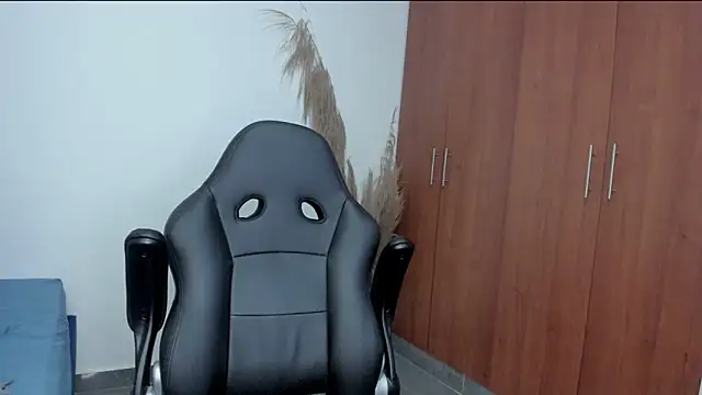 Snapshot of Evansdark1 chatting on 04-01-26, 11:45 Evansdark1 online show from 04-01-26, 11:45