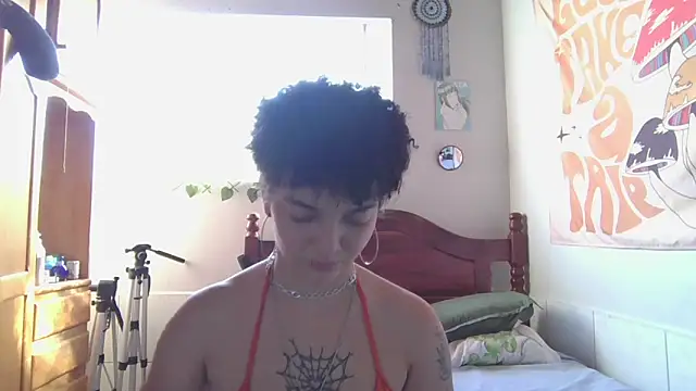 Snapshot of CamillyBlum chatting on 04-25-26, 07:44 CamillyBlum online show from 04-25-26, 07:44