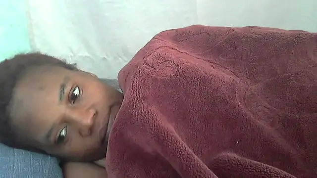 sexythae32 online show from 09-19-25, 04:05