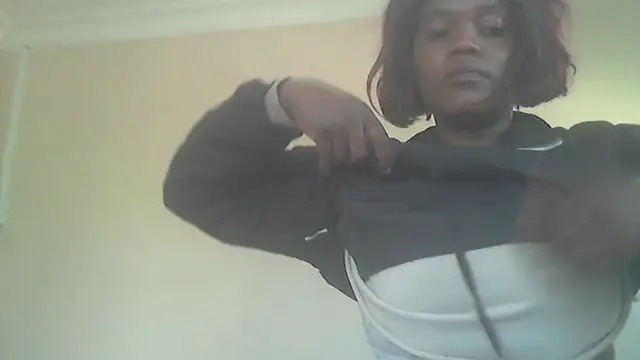 sexythae32 online show from 11-12-25, 06:06