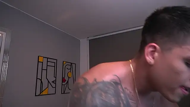 tyler muscle1 online show from 02-20-26, 01:57