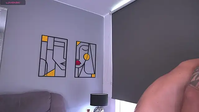 tyler muscle1 online show from 11-21-25, 05:56