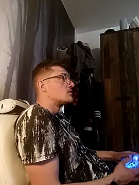 liema3156 online show from 04-28-26, 06:56