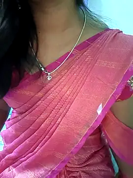 Snapshot of Laxmipriyatamil chatting on 05-14-26, 12:07 Laxmipriyatamil online show from 05-14-26, 12:07