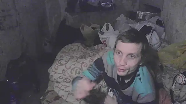 Snapshot of makarov1993 chatting on 11-25-25, 06:36 makarov1993 online show from 11-25-25, 06:36