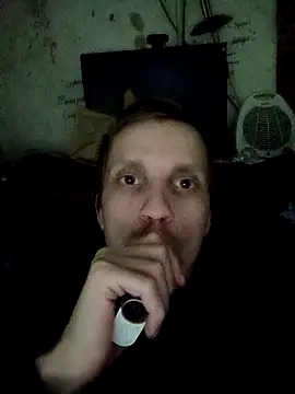 Snapshot of makarov1993 chatting on 11-18-25, 04:43 makarov1993 online show from 11-18-25, 04:43