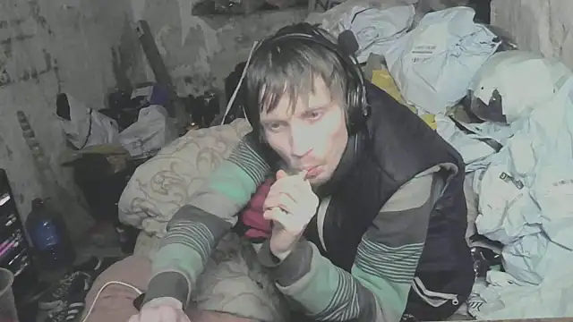 Snapshot of makarov1993 chatting on 02-24-26, 05:08 makarov1993 online show from 02-24-26, 05:08