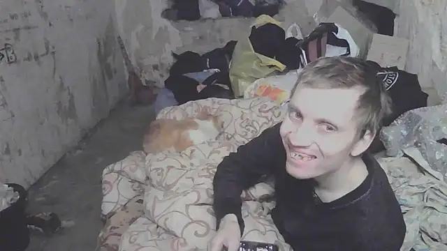 Snapshot of makarov1993 chatting on 11-04-25, 08:18 makarov1993 online show from 11-04-25, 08:18