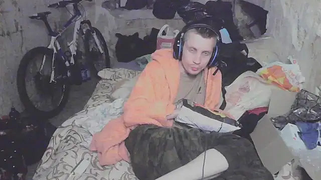Snapshot of makarov1993 chatting on 09-18-25, 11:19 makarov1993 online show from 09-18-25, 11:19