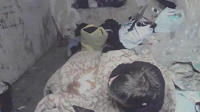 Snapshot of makarov1993 chatting on 11-09-25, 04:05 makarov1993 online show from 11-09-25, 04:05