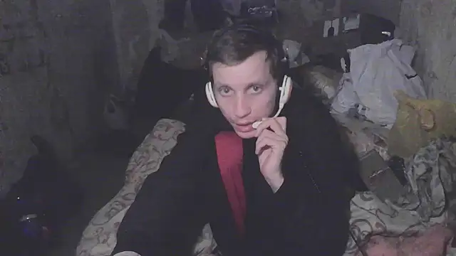 Snapshot of makarov1993 chatting on 11-23-25, 01:43 makarov1993 online show from 11-23-25, 01:43