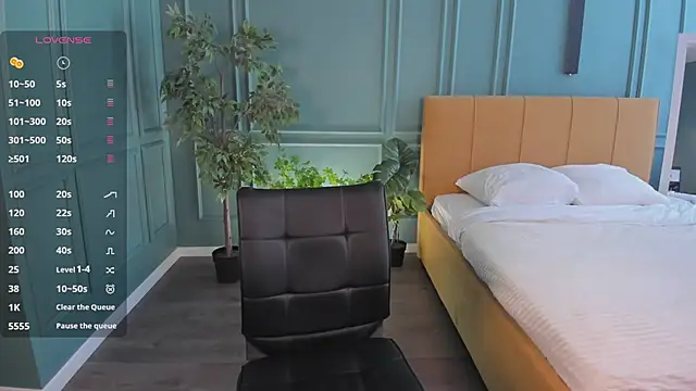 chloe dreammm online show from 04-19-26, 05:30