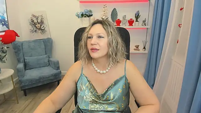 NinaStarle online show from 02-05-26, 11:50