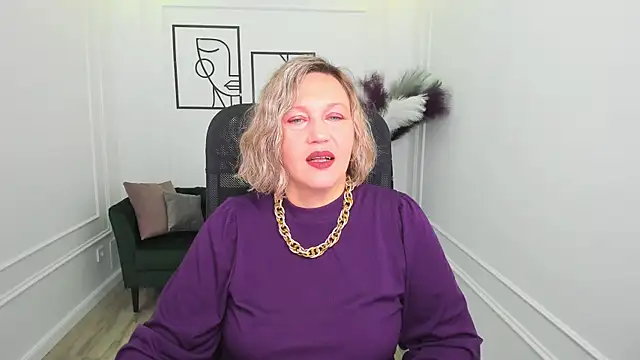 NinaStarle online show from 11-05-25, 04:26