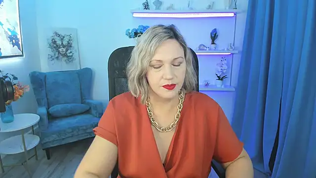 NinaStarle online show from 11-08-25, 05:22