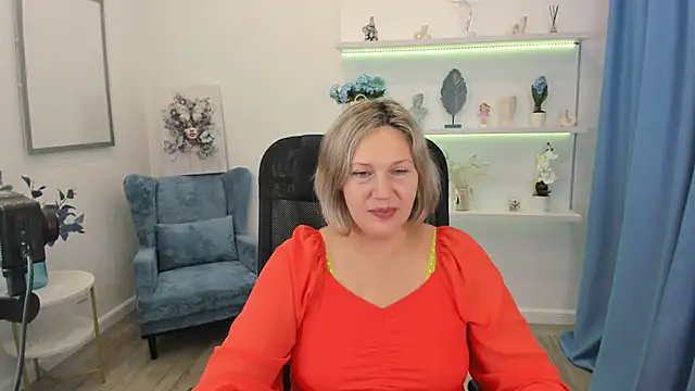 Snapshot of NinaStarle chatting on 10-09-25, 04:24 NinaStarle online show from 10-09-25, 04:24