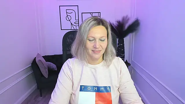 Snapshot of NinaStarle chatting on 09-11-25, 04:34 NinaStarle online show from 09-11-25, 04:34