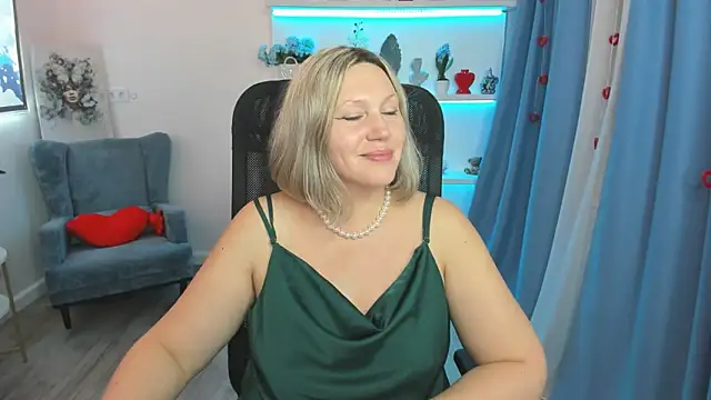 NinaStarle online show from 03-04-26, 11:51