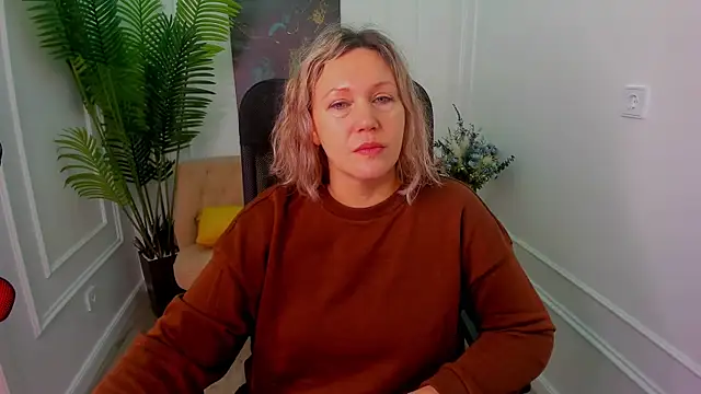 NinaStarle online show from 01-12-26, 04:30