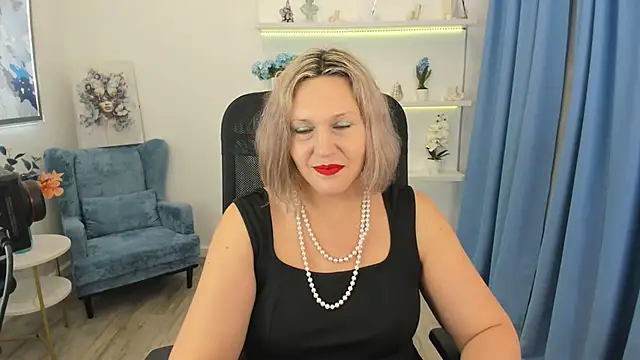 NinaStarle online show from 11-23-25, 11:42