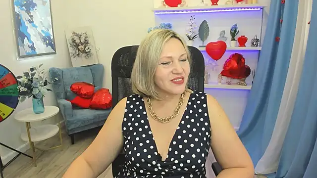 NinaStarle online show from 02-11-26, 11:43