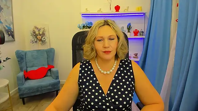 NinaStarle online show from 02-20-26, 11:45