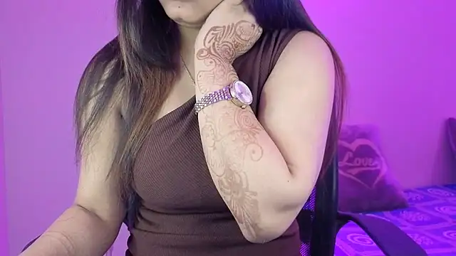Snapshot of BABY_RANI_ chatting on 05-17-26, 04:56 BABY RANI online show from 05-17-26, 04:56