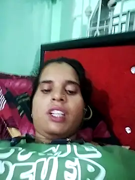 Snapshot of JHILMIL chatting on 09-18-25, 05:05 JHILMIL online show from 09-18-25, 05:05