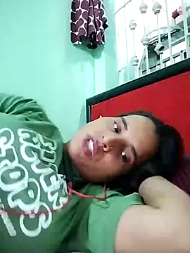 Snapshot of JHILMIL chatting on 09-11-25, 05:13 JHILMIL online show from 09-11-25, 05:13