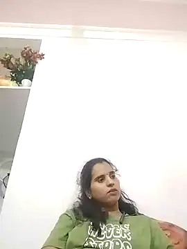 Snapshot of JHILMIL chatting on 10-13-25, 04:30 JHILMIL online show from 10-13-25, 04:30