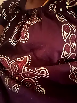 Snapshot of tamilaruvi chatting on 11-09-25, 02:59 tamilaruvi online show from 11-09-25, 02:59