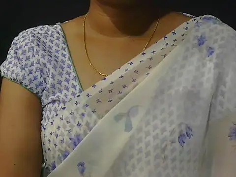 Snapshot of Priyanka_rao chatting on 07-16-26, 05:32 Priyanka rao online show from 07-16-26, 05:32