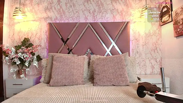 Aliice1  online show from 11-11-25, 08:47