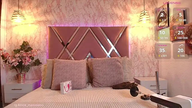 Aliice1  online show from 10-10-25, 07:15