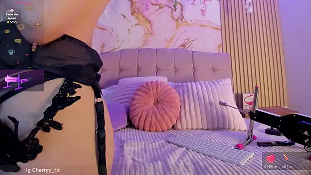 Aliice1  online show from 03-13-26, 10:15