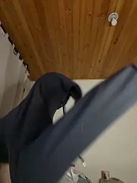 Michaell Spinelly online show from 12-22-25, 04:23