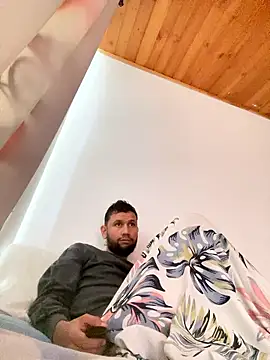 Michaell Spinelly online show from 01-18-26, 01:36