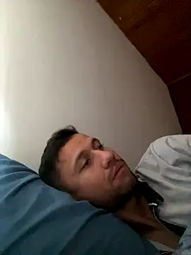 Snapshot of Michaell_Spinelly chatting on 10-06-25, 03:46 Michaell Spinelly online show from 10-06-25, 03:46