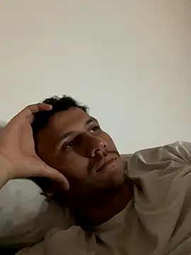 Michaell Spinelly online show from 12-17-25, 02:38