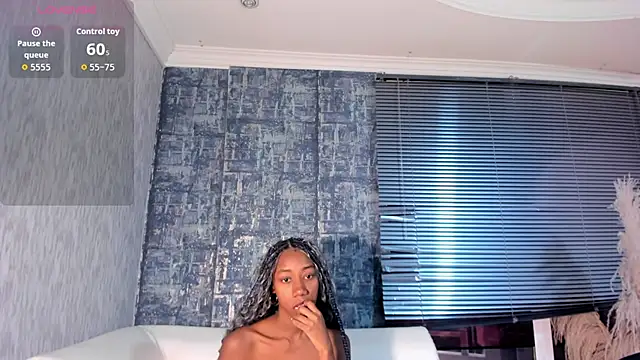 NathalyLeen online show from 05-08-26, 08:23